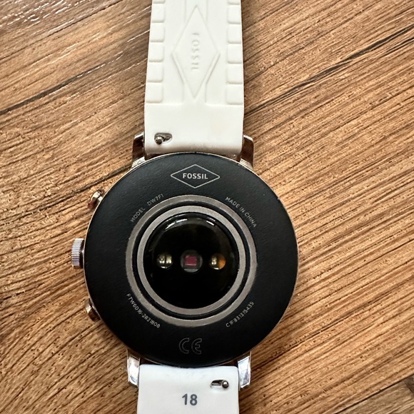 Smartwatch - Picture 3 of 3